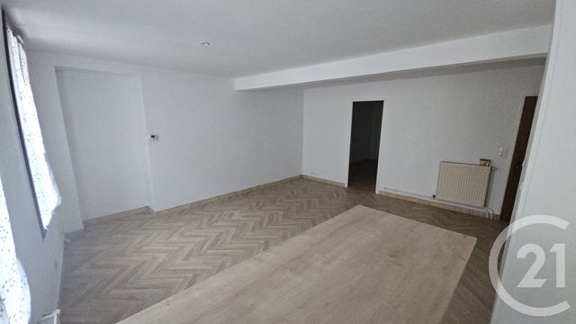 Appartement F2 à louer - 2 pièces - 40.3 m2 - MONTLUCON - 03 - AUVERGNE - Century 21 Pasquet Immobilier