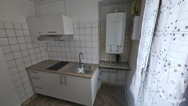 Appartement F2 à louer - 2 pièces - 40.3 m2 - MONTLUCON - 03 - AUVERGNE - Century 21 Pasquet Immobilier