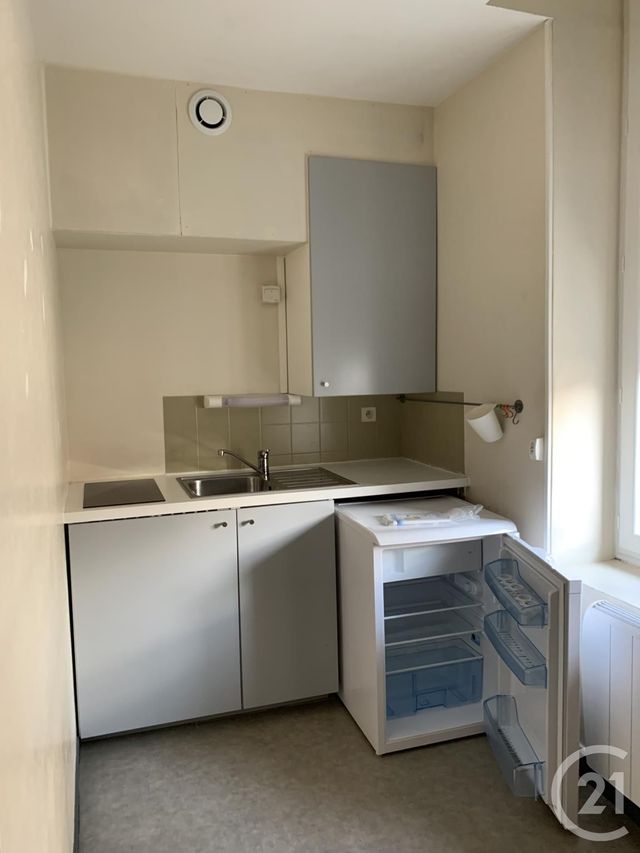 Appartement F1 à louer - 1 pièce - 24.34 m2 - MONTLUCON - 03 - AUVERGNE - Century 21 Pasquet Immobilier