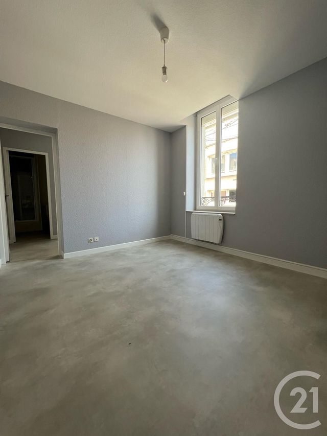 Appartement F1 à louer - 1 pièce - 24.34 m2 - MONTLUCON - 03 - AUVERGNE - Century 21 Pasquet Immobilier