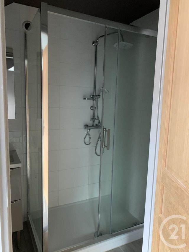 maison à louer - 3 pièces - 67.51 m2 - MONTLUCON - 03 - AUVERGNE - Century 21 Pasquet Immobilier