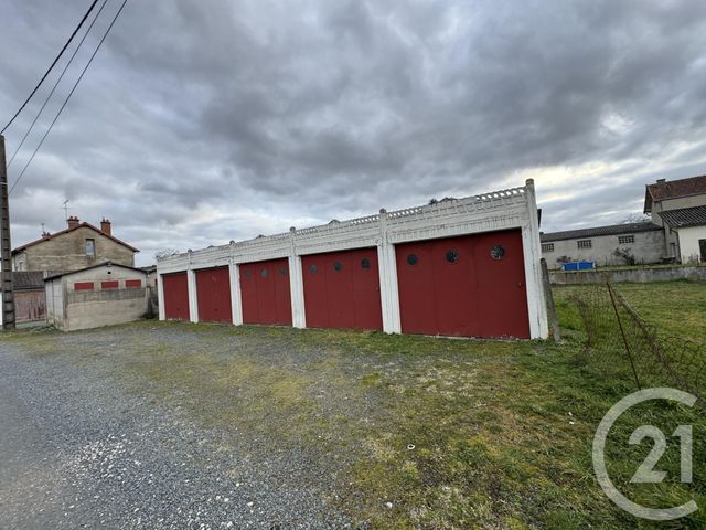 parking à louer - 15.37 m2 - DOMERAT - 03 - AUVERGNE - Century 21 Pasquet Immobilier