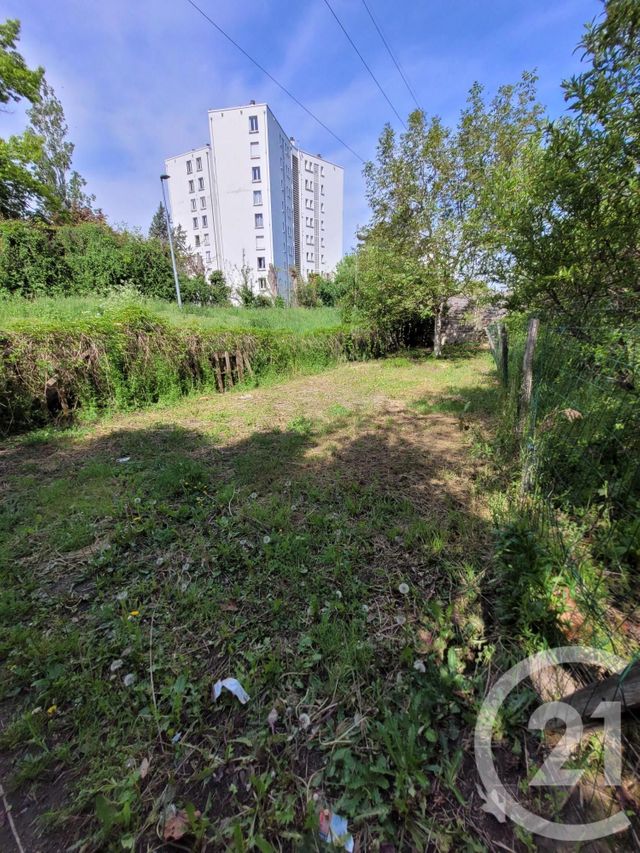 Appartement F3 à louer - 3 pièces - 56.8 m2 - MONTLUCON - 03 - AUVERGNE - Century 21 Pasquet Immobilier