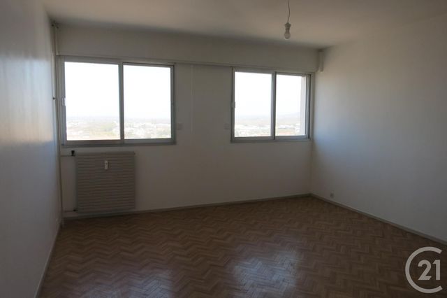 Appartement F2 à louer - 2 pièces - 58.22 m2 - MONTLUCON - 03 - AUVERGNE - Century 21 Pasquet Immobilier