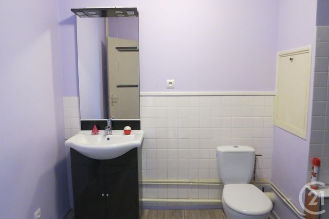 Appartement F2 à louer - 2 pièces - 58.22 m2 - MONTLUCON - 03 - AUVERGNE - Century 21 Pasquet Immobilier