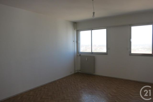 Appartement F2 à louer - 2 pièces - 58.22 m2 - MONTLUCON - 03 - AUVERGNE - Century 21 Pasquet Immobilier