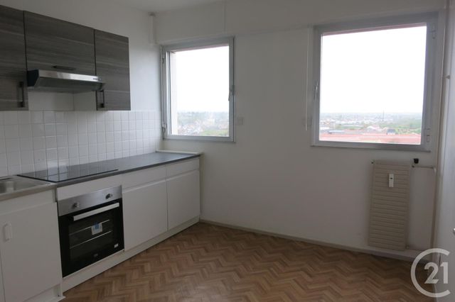 Appartement F2 à louer - 2 pièces - 58.22 m2 - MONTLUCON - 03 - AUVERGNE - Century 21 Pasquet Immobilier