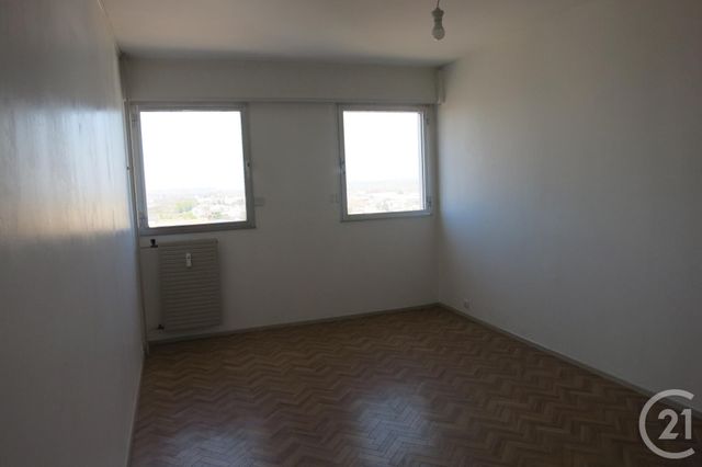 Appartement F2 à louer - 2 pièces - 58.22 m2 - MONTLUCON - 03 - AUVERGNE - Century 21 Pasquet Immobilier