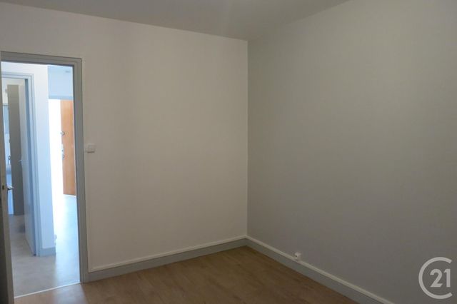 Appartement F2 à louer - 2 pièces - 49.0 m2 - MONTLUCON - 03 - AUVERGNE - Century 21 Pasquet Immobilier