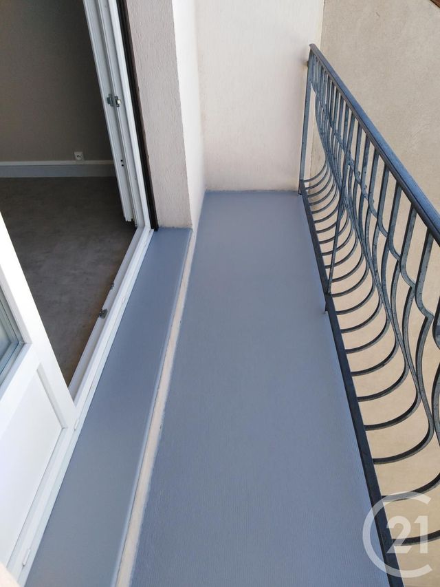 Appartement F2 à louer - 2 pièces - 49.0 m2 - MONTLUCON - 03 - AUVERGNE - Century 21 Pasquet Immobilier