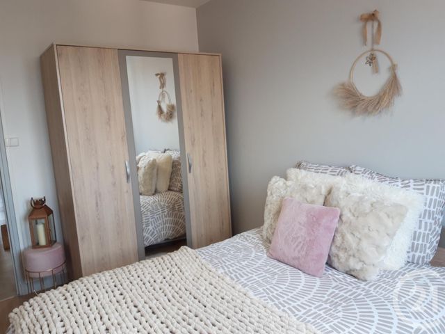 Appartement F2 à louer - 2 pièces - 49.0 m2 - MONTLUCON - 03 - AUVERGNE - Century 21 Pasquet Immobilier