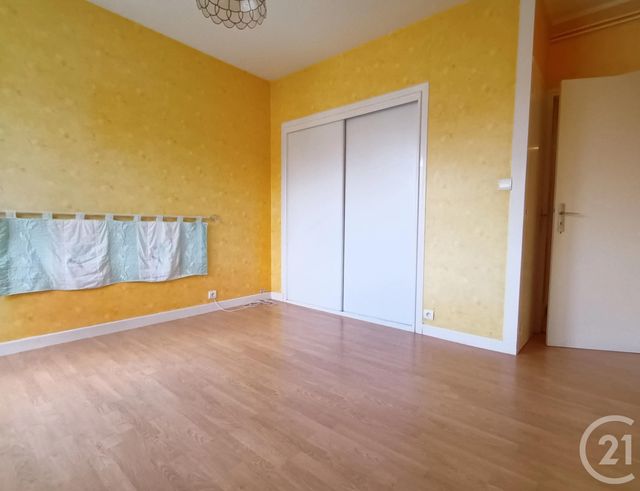 Appartement F3 à vendre - 3 pièces - 86.2 m2 - MONTLUCON - 03 - AUVERGNE - Century 21 Pasquet Immobilier