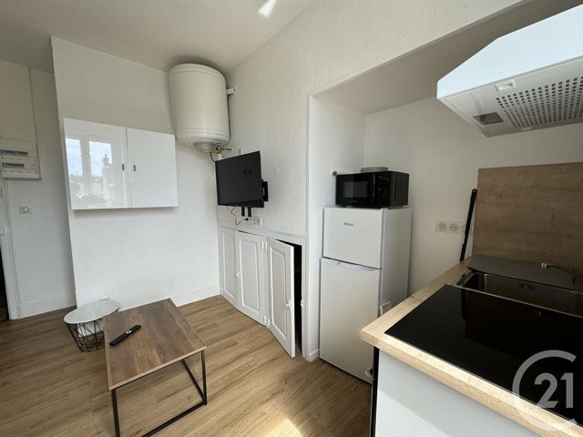 Appartement F1 à louer - 1 pièce - 34.07 m2 - MONTLUCON - 03 - AUVERGNE - Century 21 Pasquet Immobilier