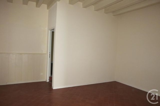 maison à louer - 5 pièces - 167.58 m2 - SAUVAGNY - 03 - AUVERGNE - Century 21 Pasquet Immobilier