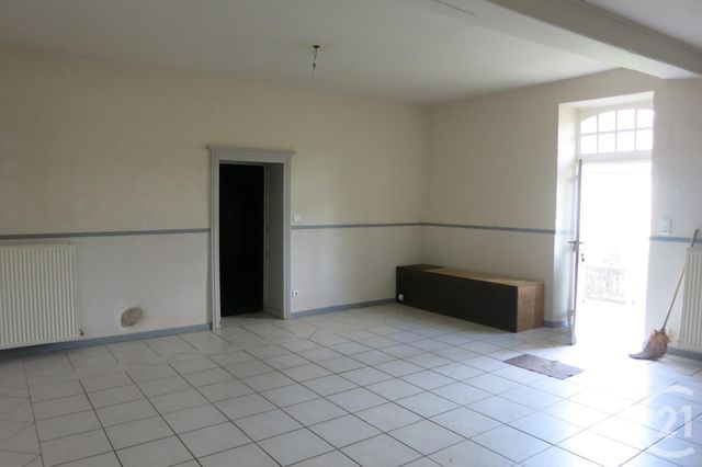 maison à louer - 5 pièces - 167.58 m2 - SAUVAGNY - 03 - AUVERGNE - Century 21 Pasquet Immobilier