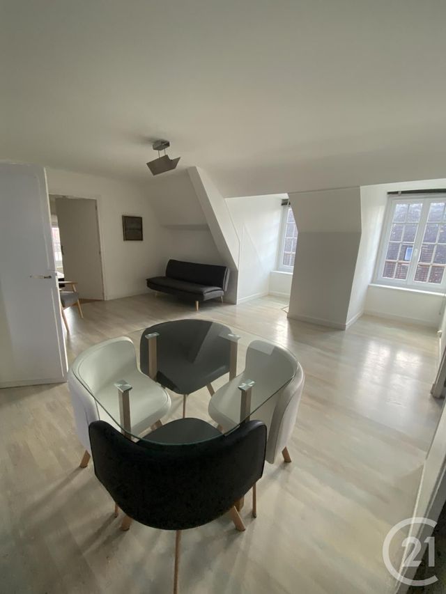 Appartement F3 à louer - 3 pièces - 63.02 m2 - MONTLUCON - 03 - AUVERGNE - Century 21 Pasquet Immobilier