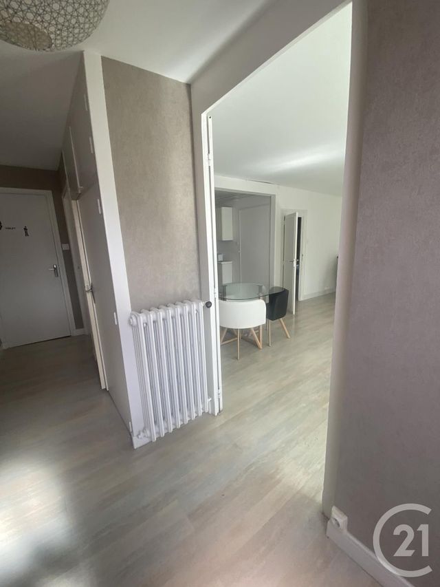 Appartement F3 à louer - 3 pièces - 63.02 m2 - MONTLUCON - 03 - AUVERGNE - Century 21 Pasquet Immobilier