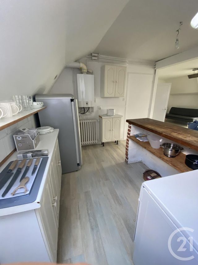 Appartement F3 à louer - 3 pièces - 63.02 m2 - MONTLUCON - 03 - AUVERGNE - Century 21 Pasquet Immobilier