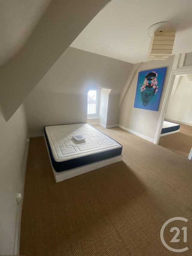 Appartement F3 à louer - 3 pièces - 63.02 m2 - MONTLUCON - 03 - AUVERGNE - Century 21 Pasquet Immobilier