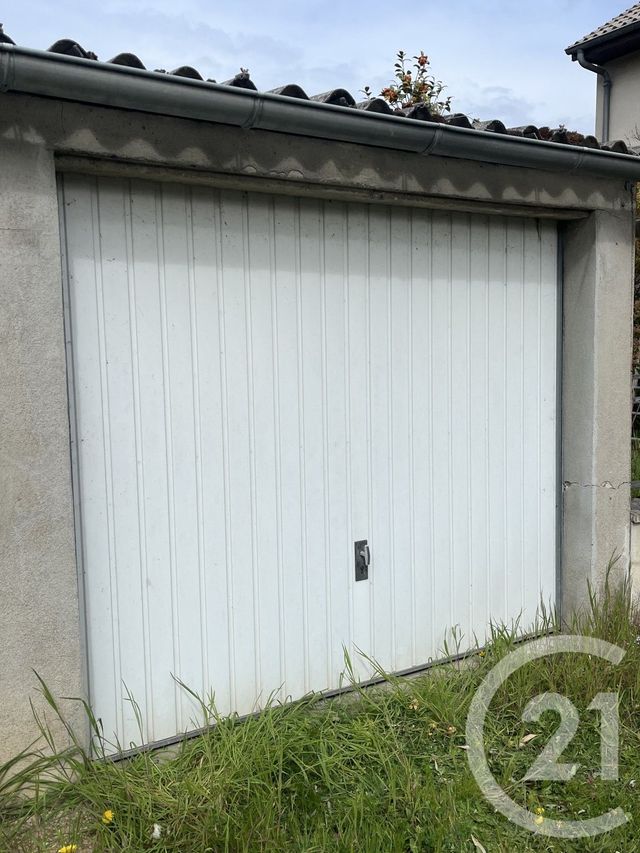 parking à louer - 12.0 m2 - MONTLUCON - 03 - AUVERGNE - Century 21 Pasquet Immobilier