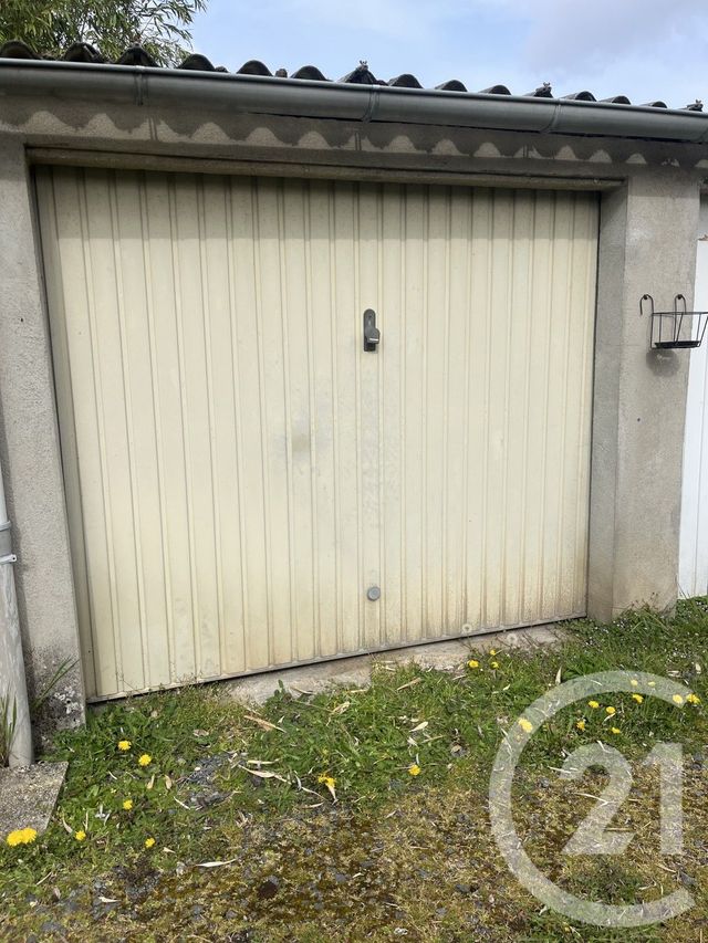parking à louer - 12.0 m2 - MONTLUCON - 03 - AUVERGNE - Century 21 Pasquet Immobilier