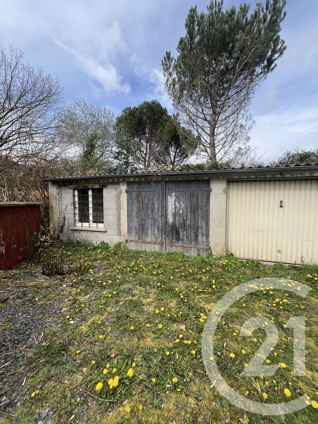 parking à louer - 12.0 m2 - MONTLUCON - 03 - AUVERGNE - Century 21 Pasquet Immobilier