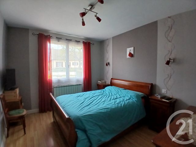 maison à vendre - 7 pièces - 159.57 m2 - DOMERAT - 03 - AUVERGNE - Century 21 Pasquet Immobilier