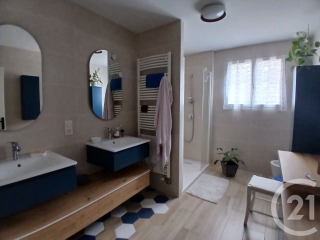 maison à vendre - 7 pièces - 159.57 m2 - DOMERAT - 03 - AUVERGNE - Century 21 Pasquet Immobilier