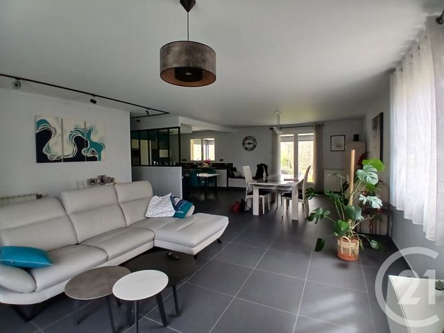 maison à vendre - 7 pièces - 159.57 m2 - DOMERAT - 03 - AUVERGNE - Century 21 Pasquet Immobilier