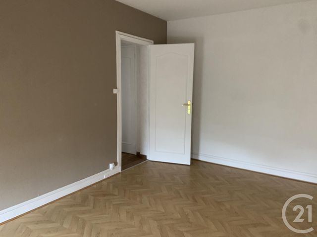 Appartement F4 à louer - 5 pièces - 95.73 m2 - MONTLUCON - 03 - AUVERGNE - Century 21 Pasquet Immobilier