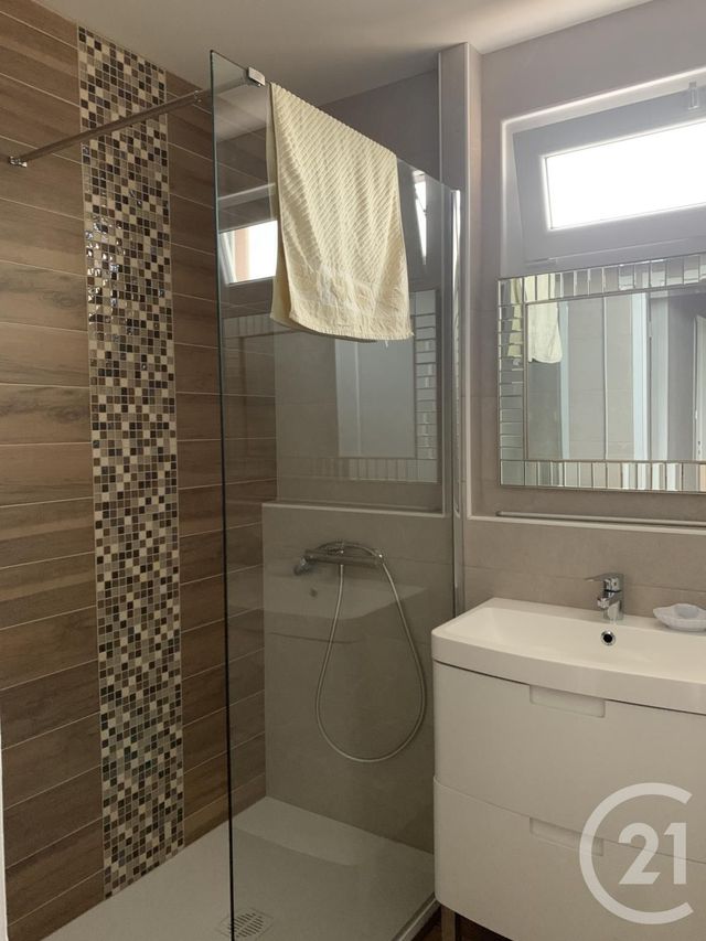 Appartement F4 à louer - 5 pièces - 95.73 m2 - MONTLUCON - 03 - AUVERGNE - Century 21 Pasquet Immobilier