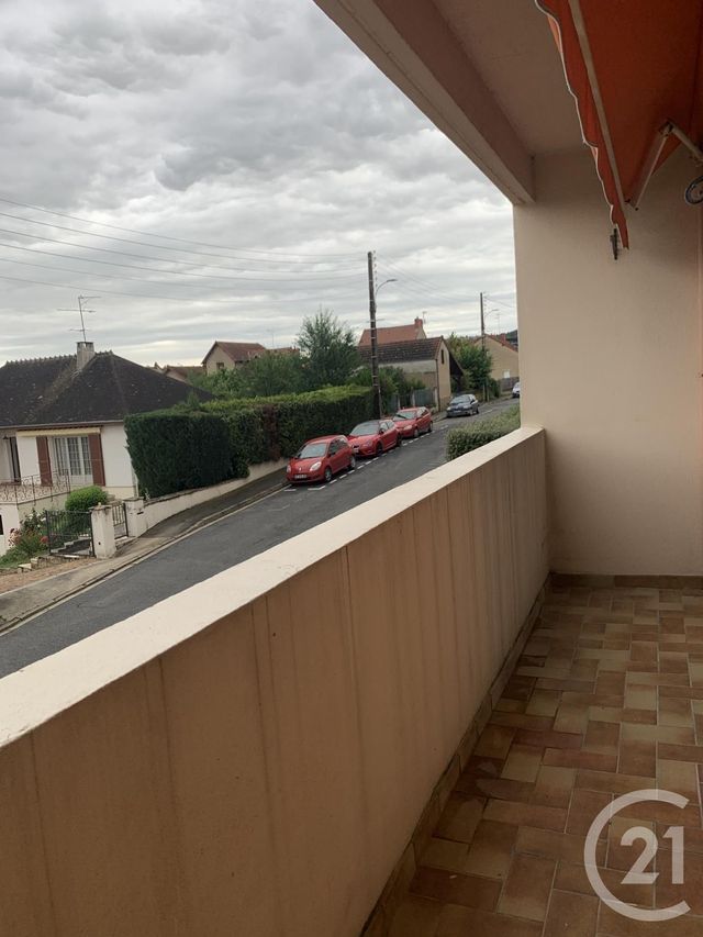 Appartement F4 à louer - 5 pièces - 95.73 m2 - MONTLUCON - 03 - AUVERGNE - Century 21 Pasquet Immobilier