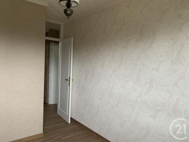 Appartement F4 à louer - 5 pièces - 95.73 m2 - MONTLUCON - 03 - AUVERGNE - Century 21 Pasquet Immobilier