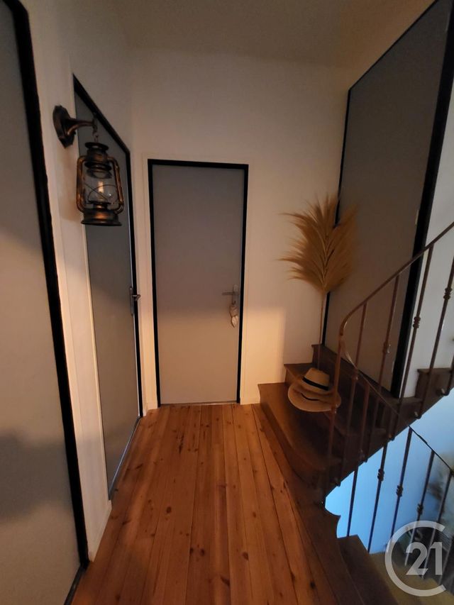 maison à louer - 4 pièces - 103.3 m2 - TREIGNAT - 03 - AUVERGNE - Century 21 Pasquet Immobilier