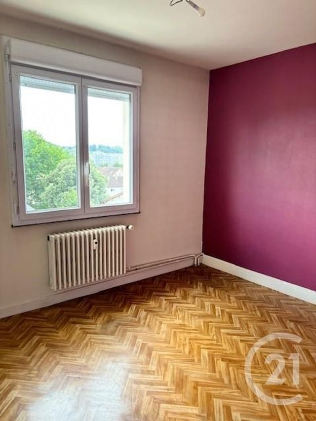 Appartement F4 à vendre - 4 pièces - 80.0 m2 - MONTLUCON - 03 - AUVERGNE - Century 21 Pasquet Immobilier