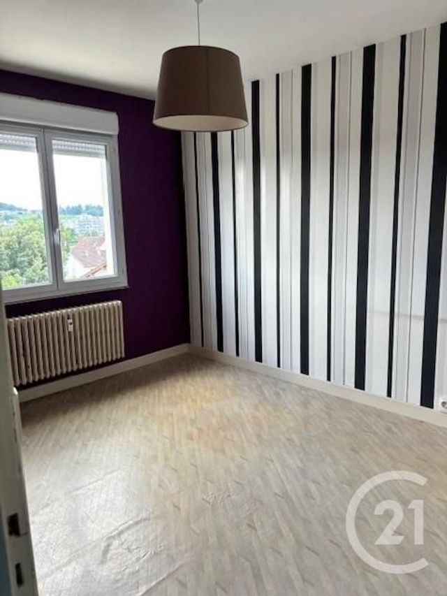 Appartement F4 à vendre - 4 pièces - 80.0 m2 - MONTLUCON - 03 - AUVERGNE - Century 21 Pasquet Immobilier