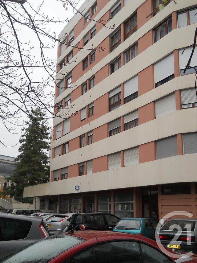 Appartement F3 à vendre - 3 pièces - 59.46 m2 - MONTLUCON - 03 - AUVERGNE - Century 21 Pasquet Immobilier
