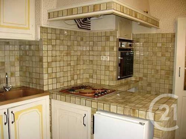 Appartement F3 bis à vendre - 3 pièces - 81.0 m2 - MONTLUCON - 03 - AUVERGNE - Century 21 Pasquet Immobilier