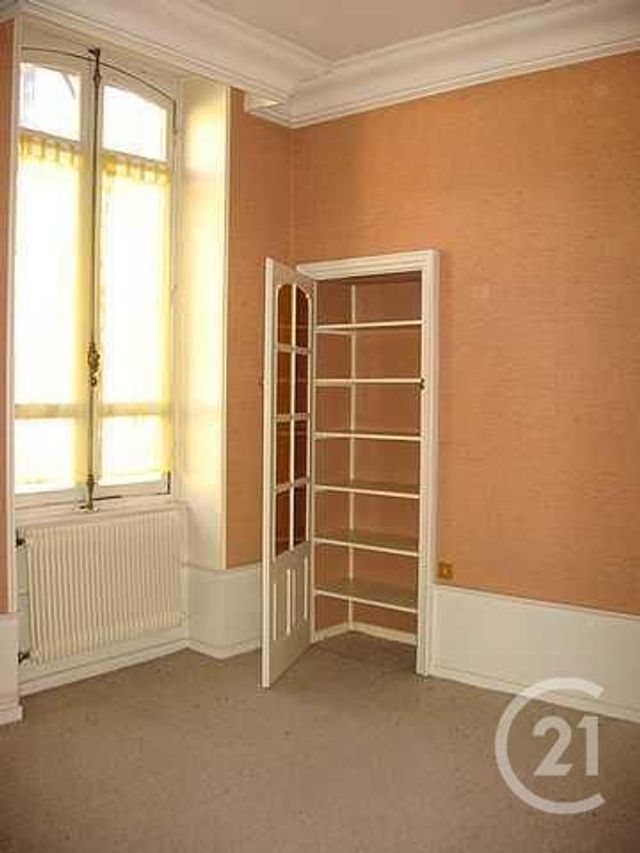 Appartement F3 bis à vendre - 3 pièces - 81.0 m2 - MONTLUCON - 03 - AUVERGNE - Century 21 Pasquet Immobilier