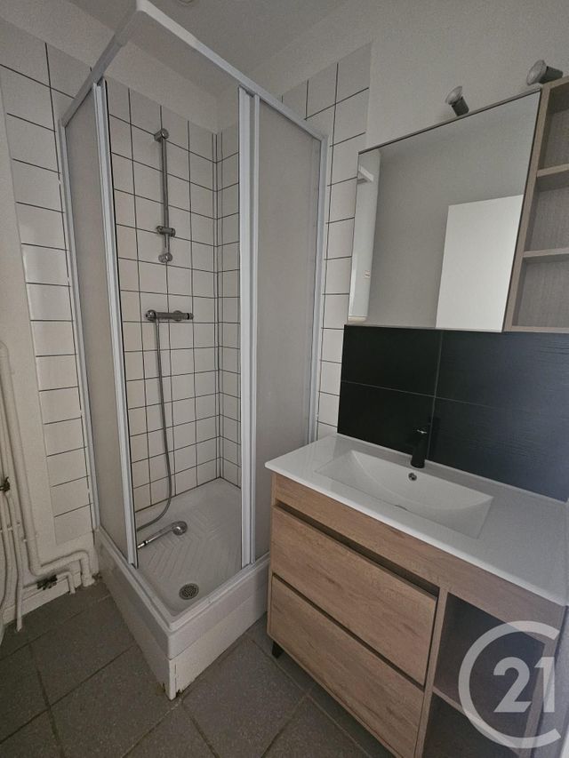 Appartement F2 à louer - 2 pièces - 32.98 m2 - EVAUX LES BAINS - 23 - LIMOUSIN - Century 21 Pasquet Immobilier