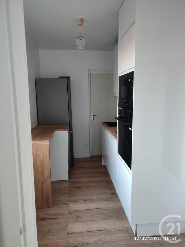 Appartement F1 à louer - 1 pièce - 24.25 m2 - MONTLUCON - 03 - AUVERGNE - Century 21 Pasquet Immobilier