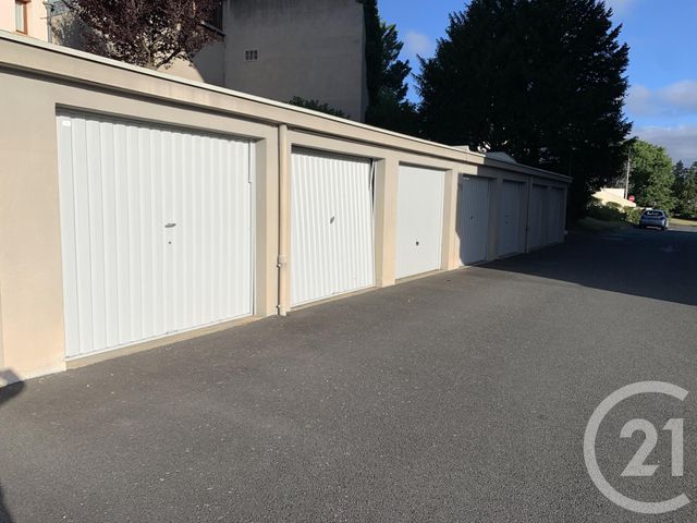 Parking à louer MONTLUCON