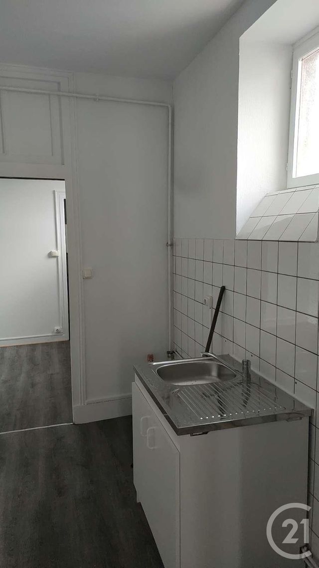 Appartement F2 à vendre - 2 pièces - 31.35 m2 - MONTLUCON - 03 - AUVERGNE - Century 21 Pasquet Immobilier