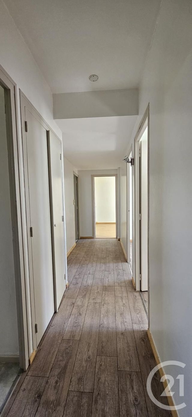Appartement F4 à vendre - 4 pièces - 65.94 m2 - MONTLUCON - 03 - AUVERGNE - Century 21 Pasquet Immobilier