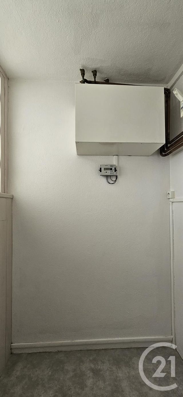 Appartement F4 à vendre - 4 pièces - 65.94 m2 - MONTLUCON - 03 - AUVERGNE - Century 21 Pasquet Immobilier