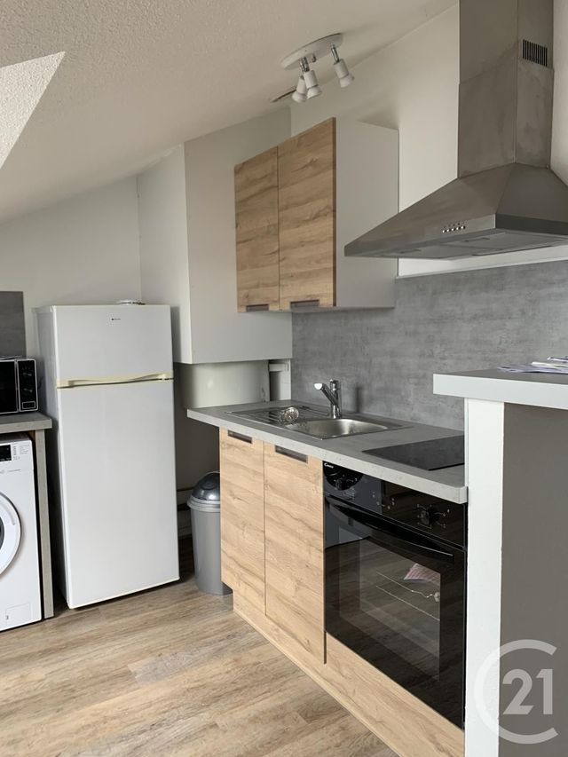 Appartement F3 à louer - 3 pièces - 44.63 m2 - MONTLUCON - 03 - AUVERGNE - Century 21 Pasquet Immobilier