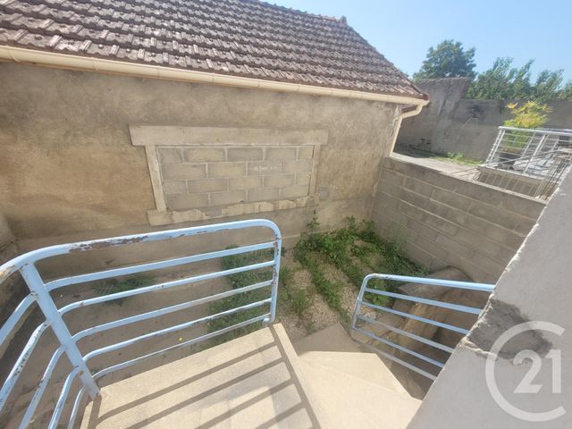 maison à louer - 4 pièces - 88.0 m2 - MONTLUCON - 03 - AUVERGNE - Century 21 Pasquet Immobilier