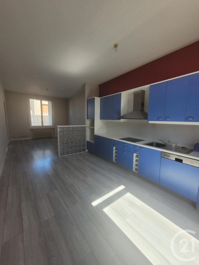 maison à louer - 4 pièces - 88.0 m2 - MONTLUCON - 03 - AUVERGNE - Century 21 Pasquet Immobilier