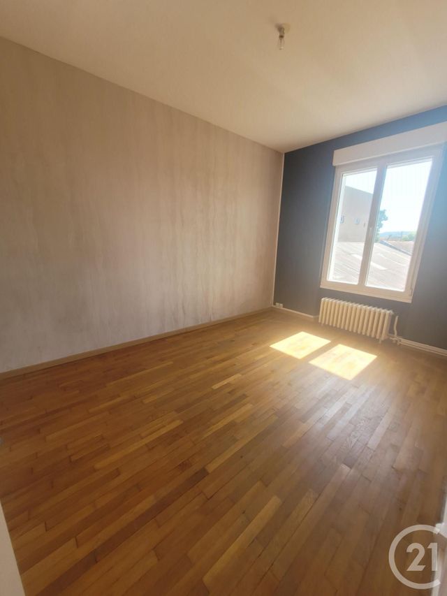 maison à louer - 4 pièces - 88.0 m2 - MONTLUCON - 03 - AUVERGNE - Century 21 Pasquet Immobilier