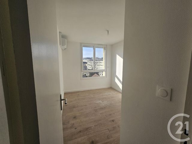 Appartement F3 à louer - 3 pièces - 77.24 m2 - MONTLUCON - 03 - AUVERGNE - Century 21 Pasquet Immobilier